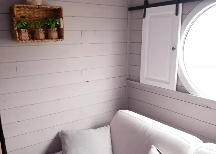 La Grande Pecherie Bed & Breakfast